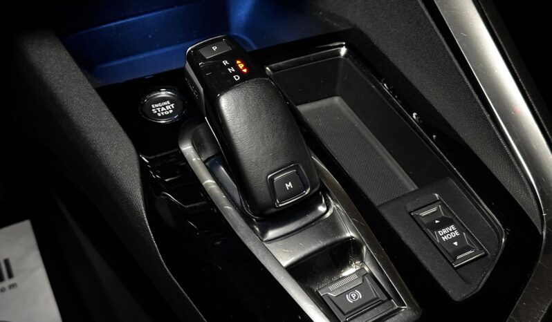 Peugeot 3008 1.5Bluehdi 2021 full