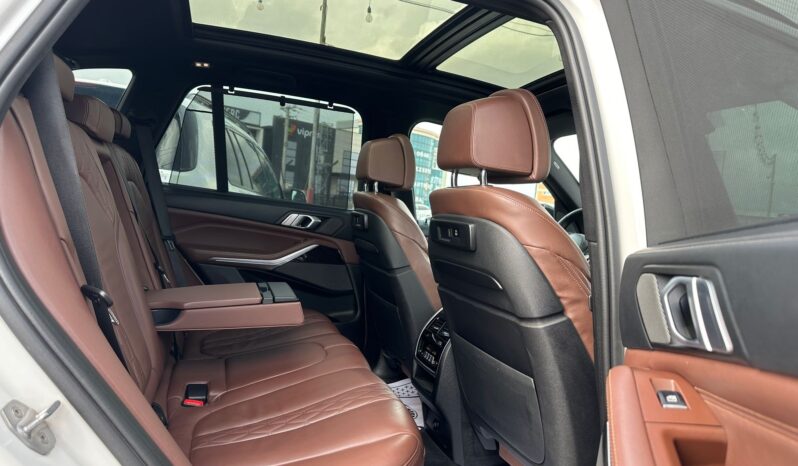 BMW X5 M50D INDIVIDUAL XDRIVE 400PS full