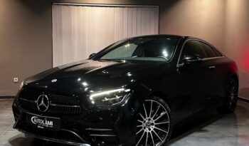 Mercedes-Benz E300D Coupe AMG Line 4Matic 2022 full