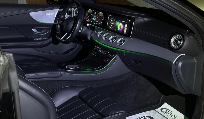 Mercedes-Benz E300D Coupe AMG Line 4Matic 2022 full