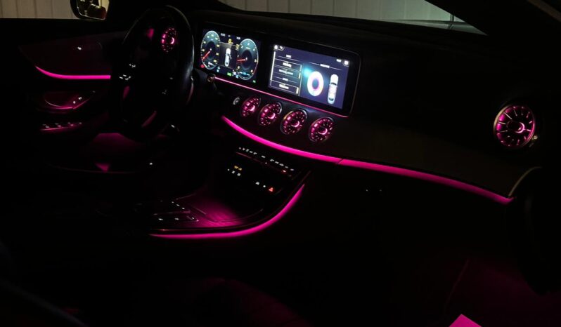 Mercedes-Benz E300D Coupe AMG Line 4Matic 2022 full