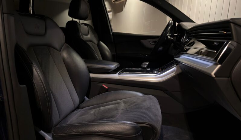 Audi Q7 50Tdi S-Line Quattro full