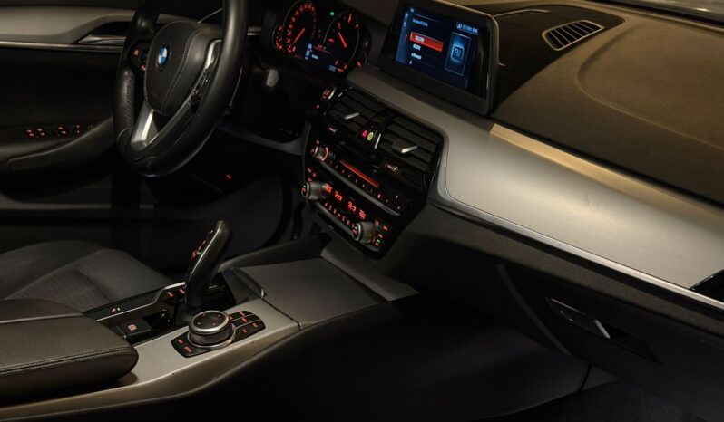 Bmw 530D xDrive LuxuryLine 265Ps 2018 full