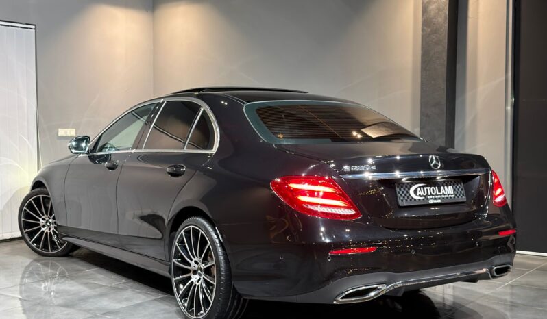 Mercedes-Benz E220D AMG-Line 2018 full