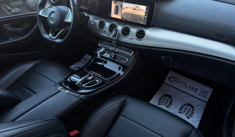 Mercedes-Benz E220D AMG-Line 2018 full