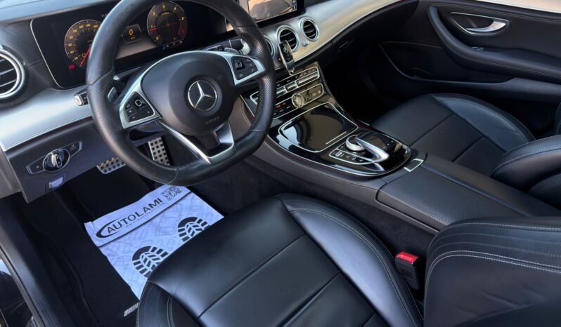 Mercedes-Benz E220D AMG-Line 2018 full