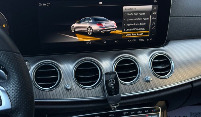 Mercedes-Benz E220D AMG-Line 2018 full