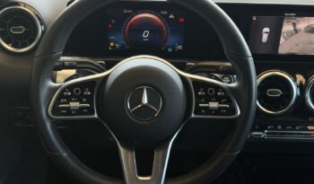 Mercedes-Benz GLB200d 2023 full