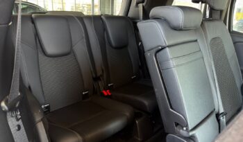 Mercedes-Benz GLB200d 2023 full