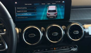 Mercedes-Benz GLB200d 2023 full